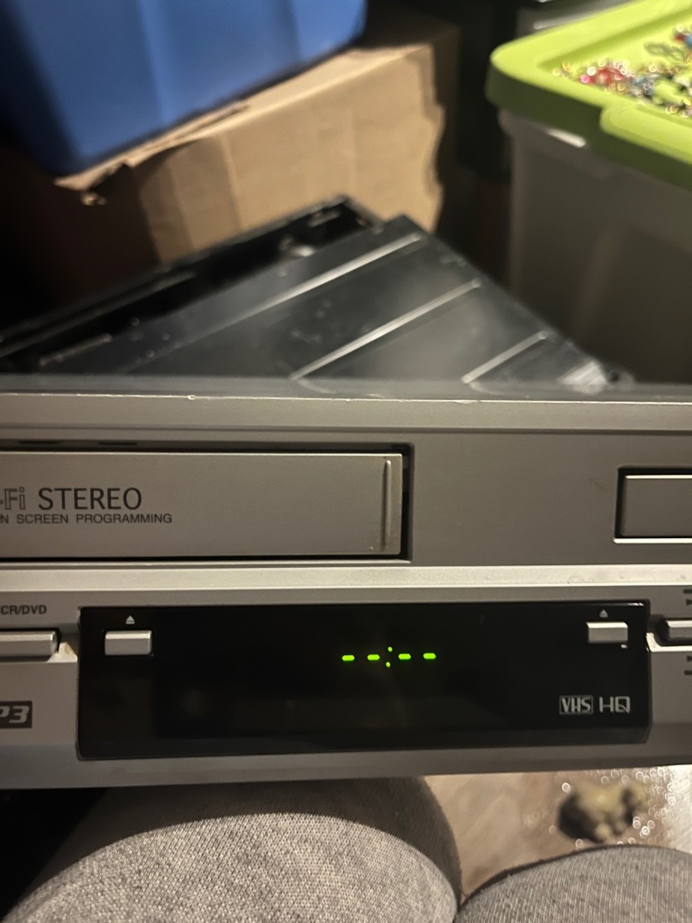 Electrohome VHS DVD 4 headed  combo vintage retro. Works good but no remote